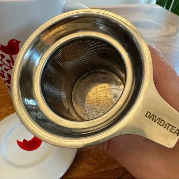 Davids Tea Infuser Mug with Scandinavian Style Red Bird - Picture 2 of 9